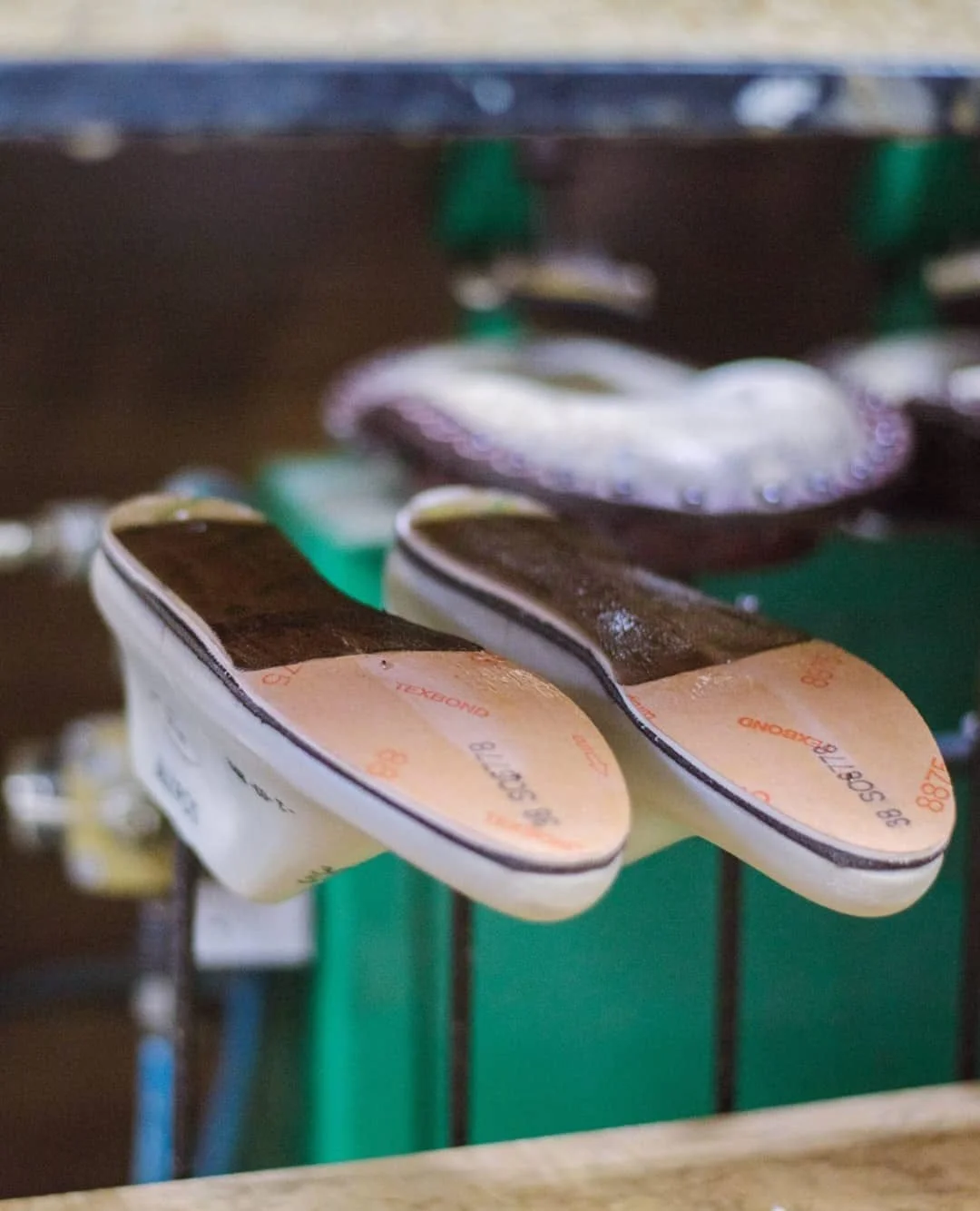 Goldenbee Shoes | Ručno rađene cipele i torbe od prave kože